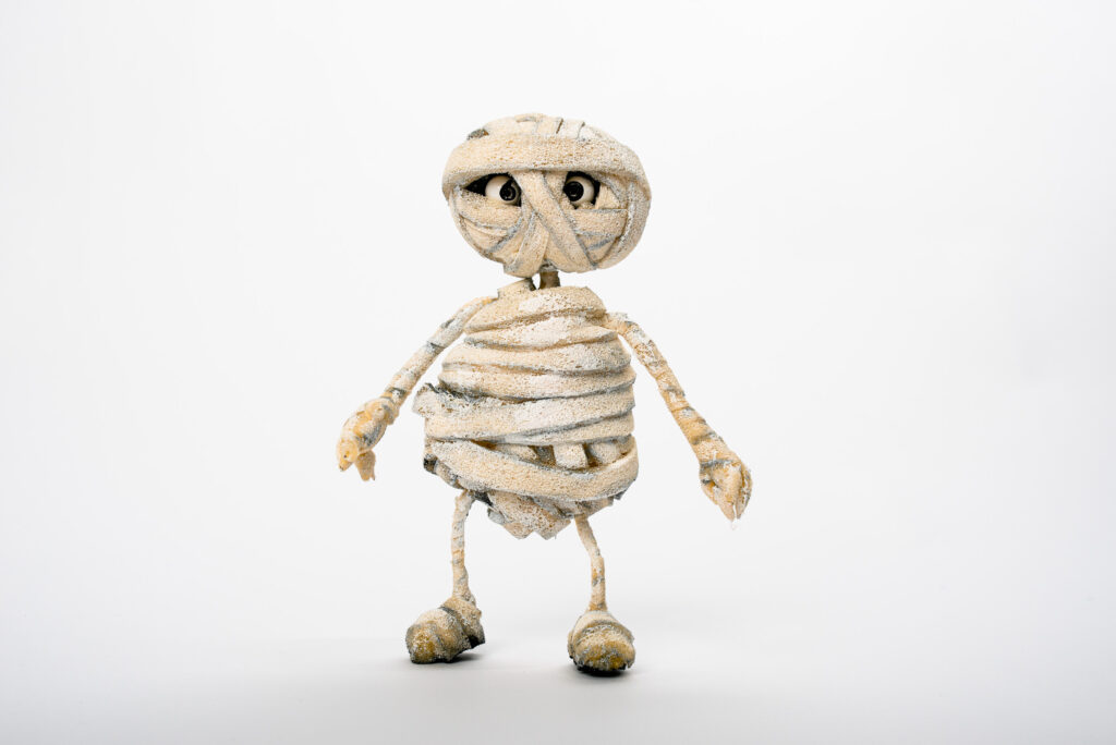 Das Bild zeigt eine Stop-Motion-Figur aus der Figurenbau-Werkstatt von Yvonne Dicketmüller